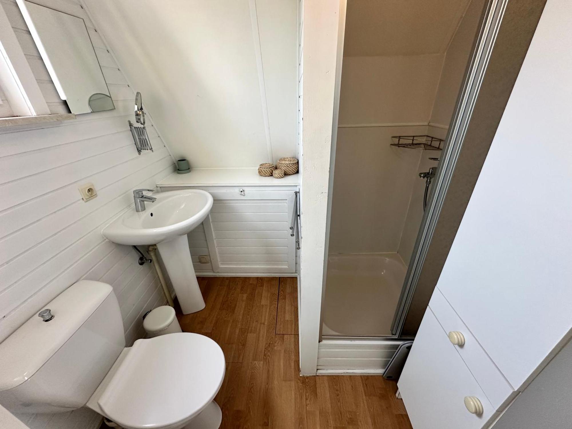 Gezellige Chalet In Nieuwpoort - Opkuis Inbegrepen In De Prijs Oostduinkerke Eksteriør bilde